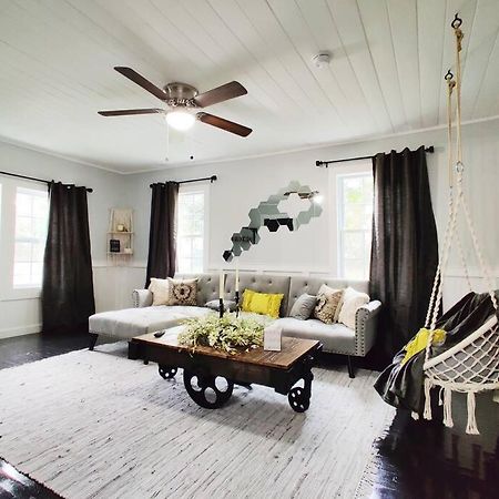 Honeycomb Gem, Beautifully Designed & Near Downtown Thomasville Exterior foto