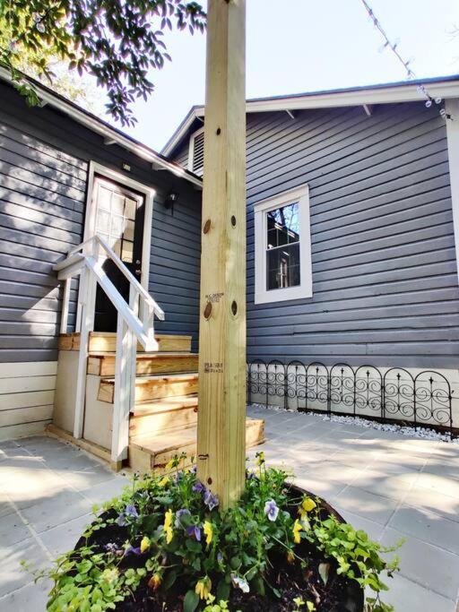 Honeycomb Gem, Beautifully Designed & Near Downtown Thomasville Exterior foto